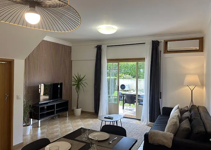 Moradia B - 200m Da Da Oura - Leste * Albufeira