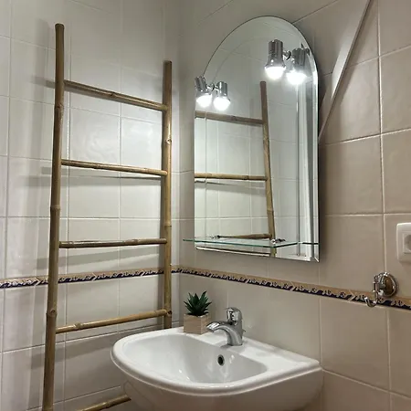 Moradia B - 200m Da Da Oura - Leste * Albufeira