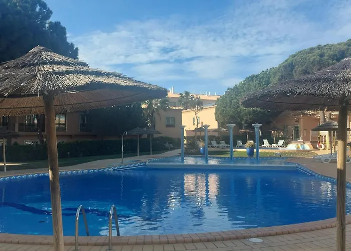 Casa de Férias Moradia B - 200m Da Da Oura - Leste Albufeira