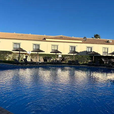 Сasa de vacaciones Moradia B - 200m Da Da Oura - Leste